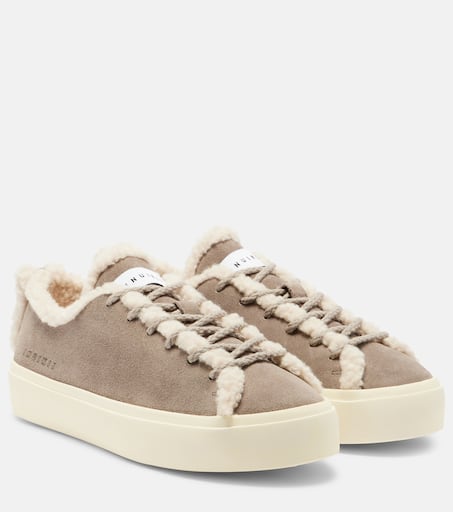 Shearling-trimmed suede low-top sneakers in grey - Inuikii | Mytheresa