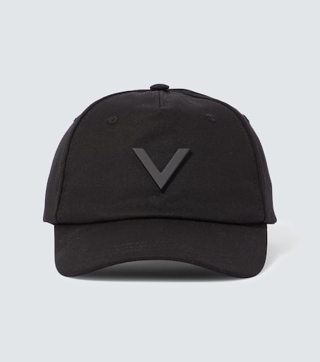【関税＆送料込み】Valentino Garavani Hats VALENTINO GARAVANI Studded Baseball Cap | VAO Concept Store