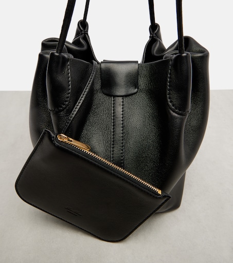 LOROPIANA 베일 소프티 스몰 레더 버킷 백
