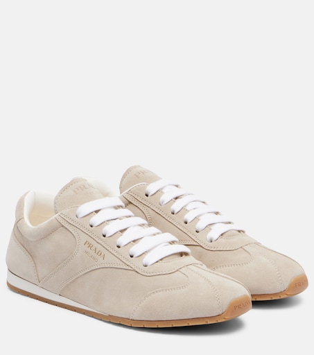靴 prada sand beige lace up suede sneaker Suede sneakers in beige - Prada | Mytheresa