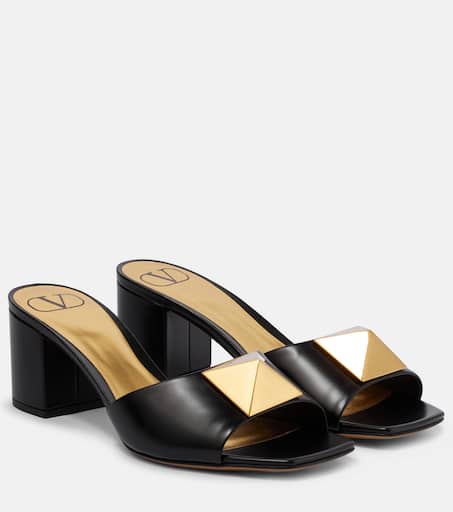 サンダル・ミュール VALENTINO BLACK LEATHER ROCKSTUD MULES Valentino Garavani Rockstud Wispy Calfskin Mules | Saks
