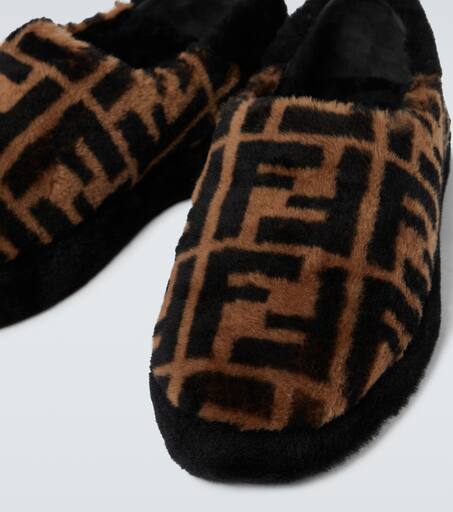 Fendi shearling slippers clearance