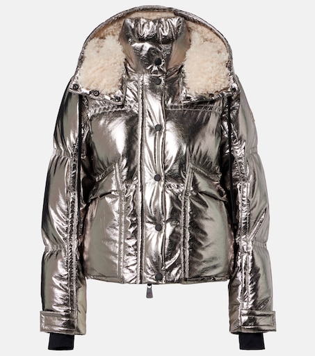 Calaque metallic-effect down ski jacket in silver - Moncler