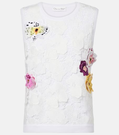 AMERI ★ UND FLOWER RAISED EMBROIDERY TOP Lace-trimmed floral-appliqué cotton-blend top in
