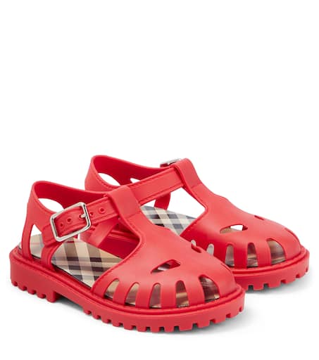 サンダル・ミュール Burberry Red Fur Sandals Burberry Red Fur Sandals in Red | THE LIST