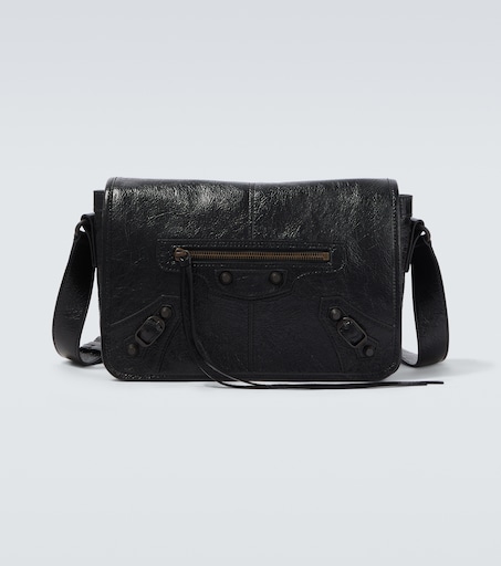 Le City leather shoulder bag in black - Balenciaga | Mytheresa