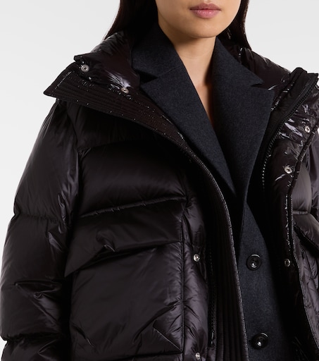 SACAI 레이어드 울 다운 자켓