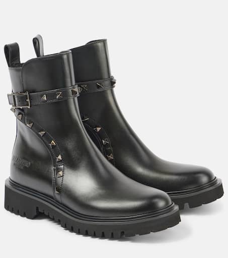 【関税&送料込】Valentino Garavani Black Leather Ankle Boots Valentino Garavani M-Way Rockstud Leather Ankle Boots
