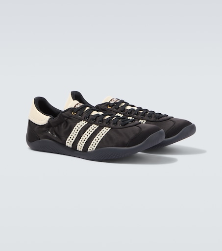 x Wales Bonner Karintha satin sneakers in black - Adidas | Mytheresa