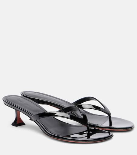 サンダル・ミュール Amina Muaddi Juliette Sand Patent Thong Sandals Amina Muaddi Juliette Patent Kitten Thong Sandals | Neiman