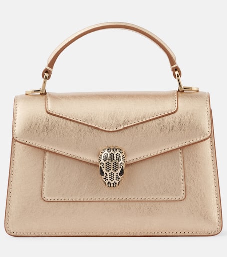 Tote Bag Serpenti Forever Mini aus Metallic-Leder in Gold