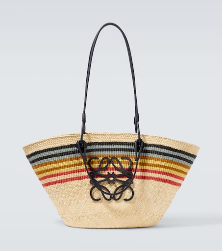 トートバッグ Loewe Paula'S Ibiza Borsa Anagram Basket Piccola In Rafia Loewe x Paula's Ibiza Small Anagram Striped Basket Tote Bag