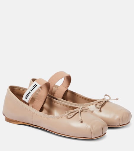 【関税込み】miu miu Logo bow ballet flats Miu miu Logo bow ballet flats available on julian-fashion
