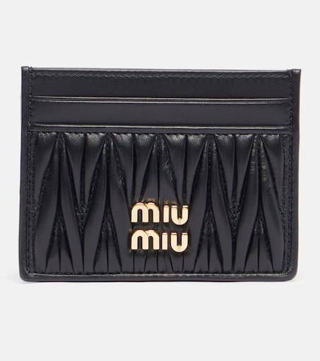関税・送料込 MIU MIU Black leather カードホルダー Miu Miu Black Nappa Leather Card Holder | italist