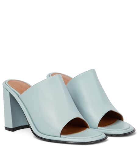 【Petar Petrov】 Stanレザーサンダル Stan leather sandals in blue - Petar Petrov | Mytheresa
