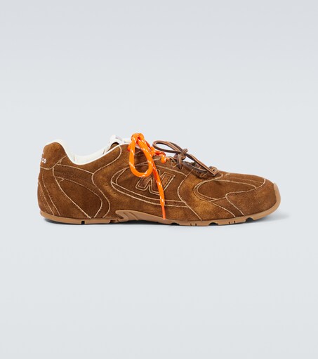 x New Balance 530 SL suede sneakers in brown - Miu Miu | Mytheresa