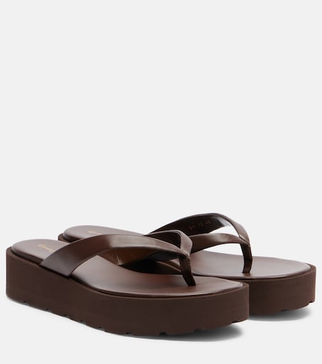 Leather platform thong sandals in brown - Gianvito Rossi | Mytheresa