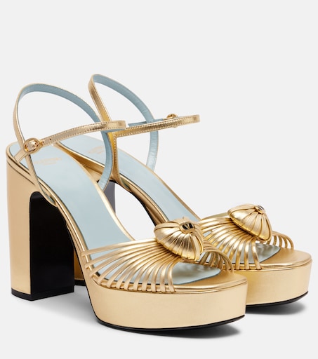Royal 115 leather platform sandals in gold - Valentino Garavani