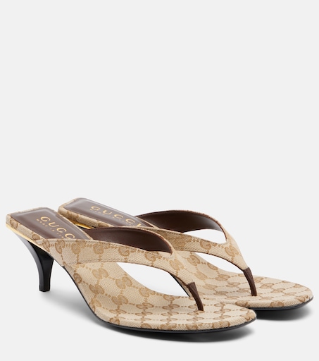 Vittoria GG canvas thong sandals in beige - Gucci | Mytheresa