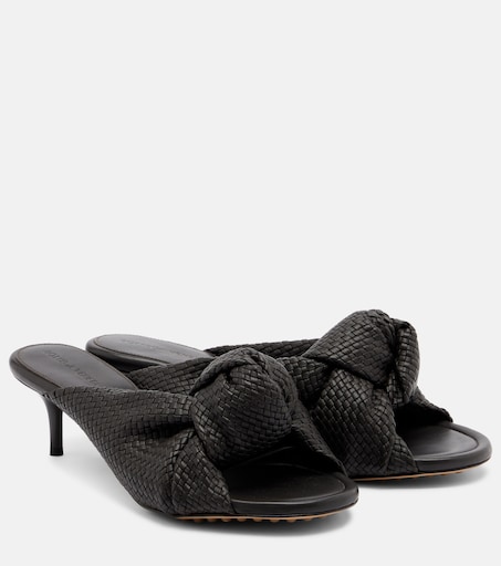 BOTTEGA VENETA 靴べら／封筒2枚セット【2337】MD Cherry Intreccio leather sandals in brown - Bottega Veneta | Mytheresa