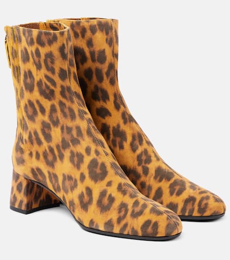 Saint Honoré 50 suede ankle boots in brown - Aquazzura
