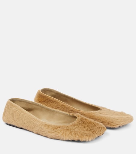洗練されたデザイン★THE ROW Calf hair ballet flats THE ROW Calf hair ballet flats | NET-A-PORTER