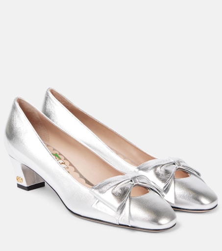 Bowow 45 metallic leather pumps in silver - Valentino Garavani