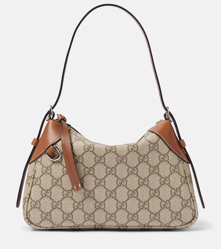 ショルダーバッグ・ポシェット GUCCI Woman Shoulder bag Beige GG Emblem Small shoulder bag in beige - Gucci | Mytheresa