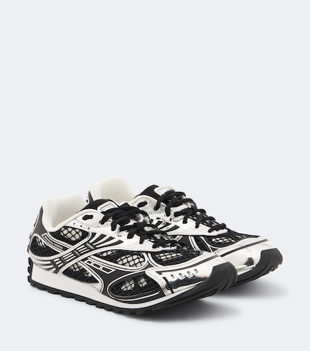 Orbit metallic sneakers