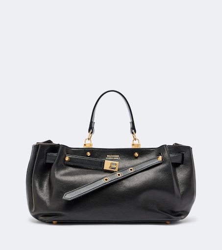 Fan Small leather top-handle bag