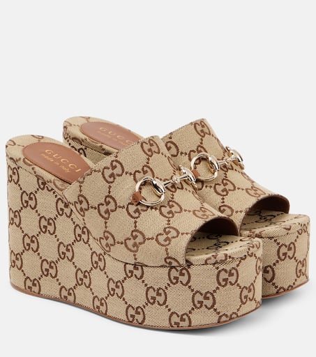 Horsebit GG Canvas wedge mules in beige - Gucci | Mytheresa