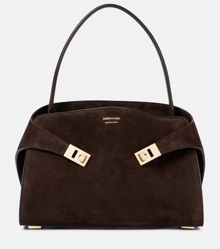 【送料&関税込】Ferragamo Grey Suede Shoulder Bag Ferragamo Suede shoulder bag Salvatore Ferragamo