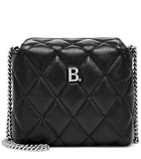 inside of balenciaga triple s