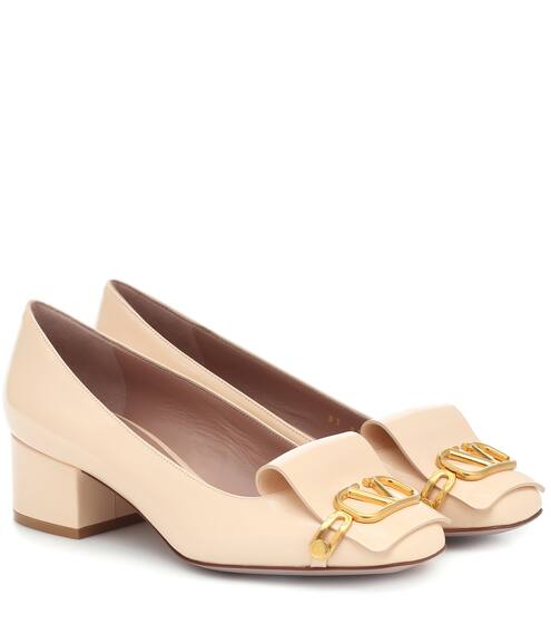 Valentino Garavani VLOGO leather pumps | Valentino