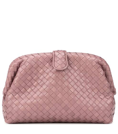 The Lauren 1980 leather clutch | Bottega Veneta