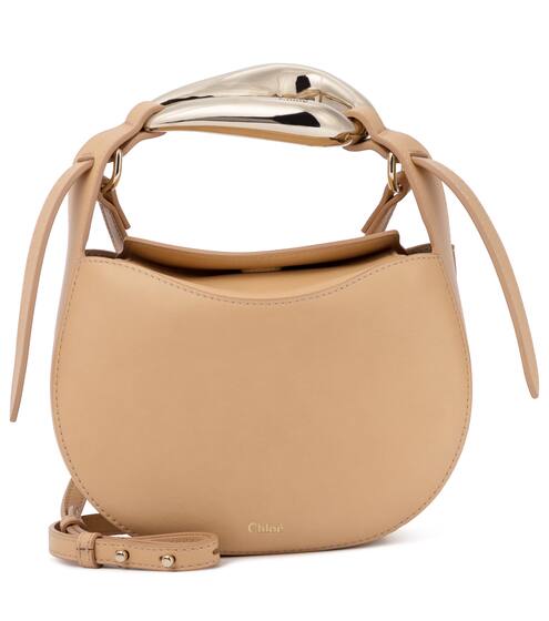 Kiss Small leather shoulder bag | Chloé