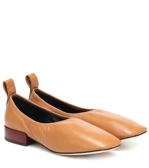 Leather pumps | Loewe