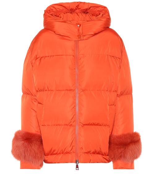جاكيت مبطن مع تزيين بالفرو | Moncler