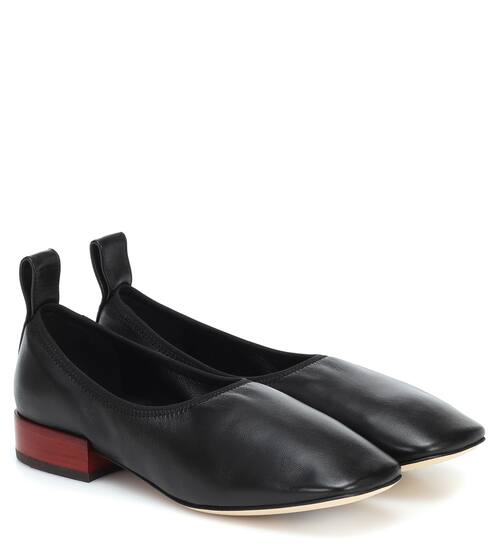 Leather pumps | Loewe