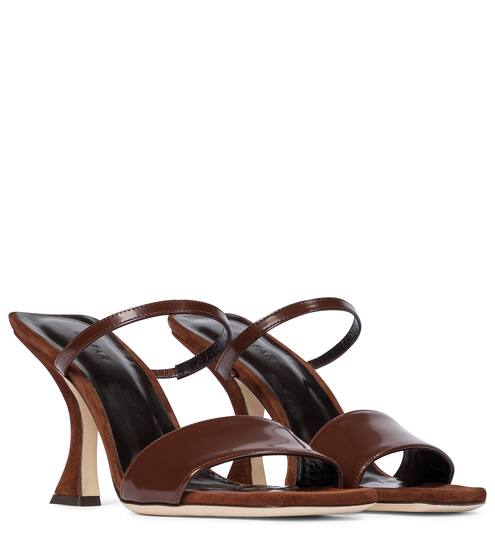 Mules Nayla en cuir verni | By Far