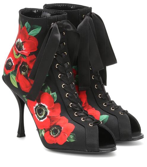 بوت للكاحل بطبعات الورود | Dolce & Gabbana