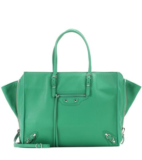 Papier B4 Zip-Around leather shoulder bag | Balenciaga