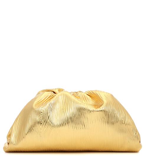Clutch The Pouch in pelle metallizzata | Bottega Veneta
