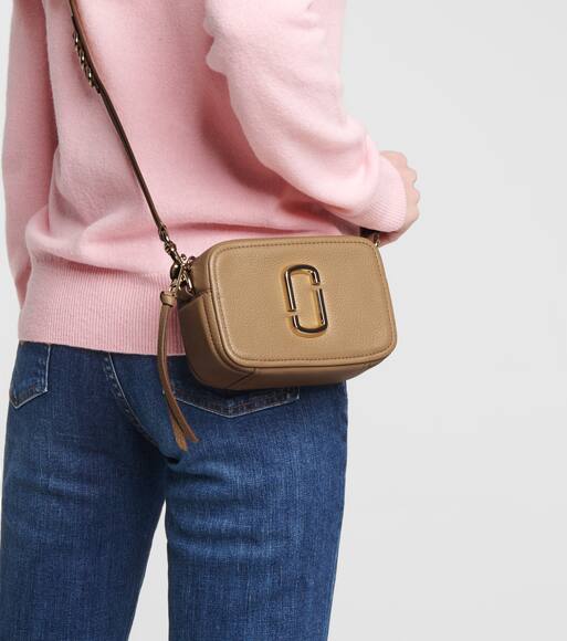 marc jacobs the softshot 17