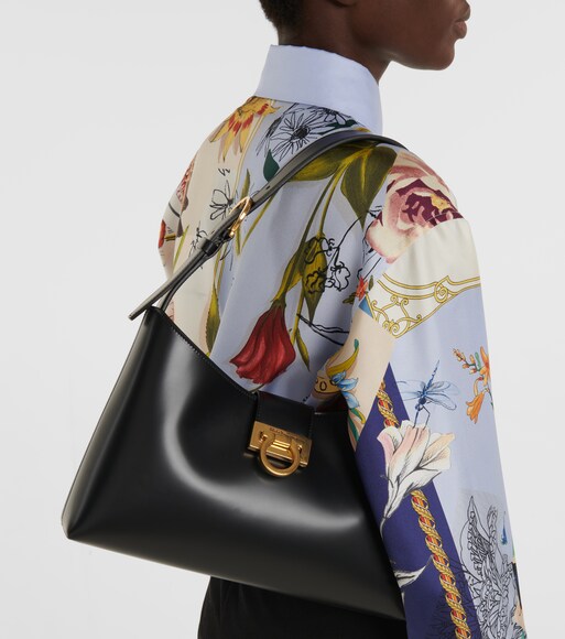 Trifolio Small leather shoulder bag 