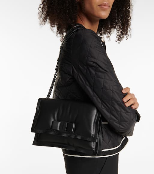 Viva bow bag ferragamo clearance