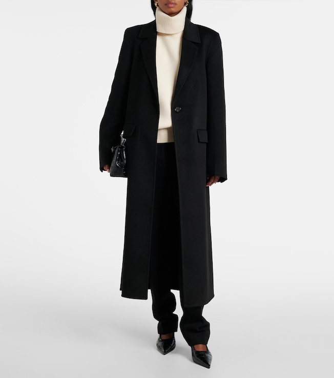 TOTEME Wool and cashmere-blend turtleneck sweater