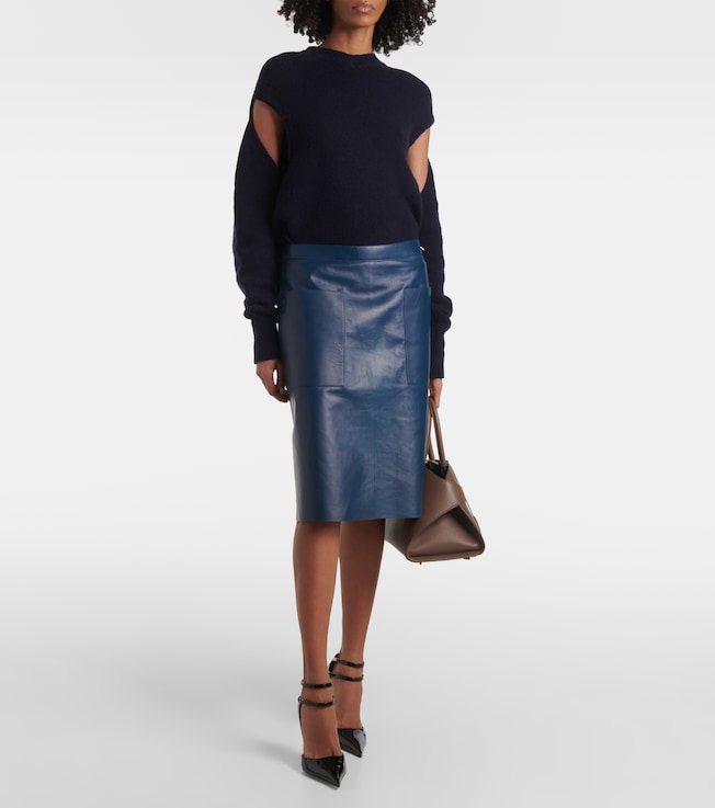 Ferragamo Leather pencil skirt