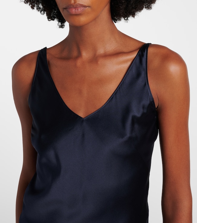 Dorothee Schumacher Dorothee Schumacher Sense of Shine silk-blend satin top