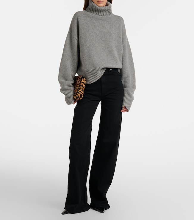 Extreme Cashmere N°434 cashmere turtleneck sweater